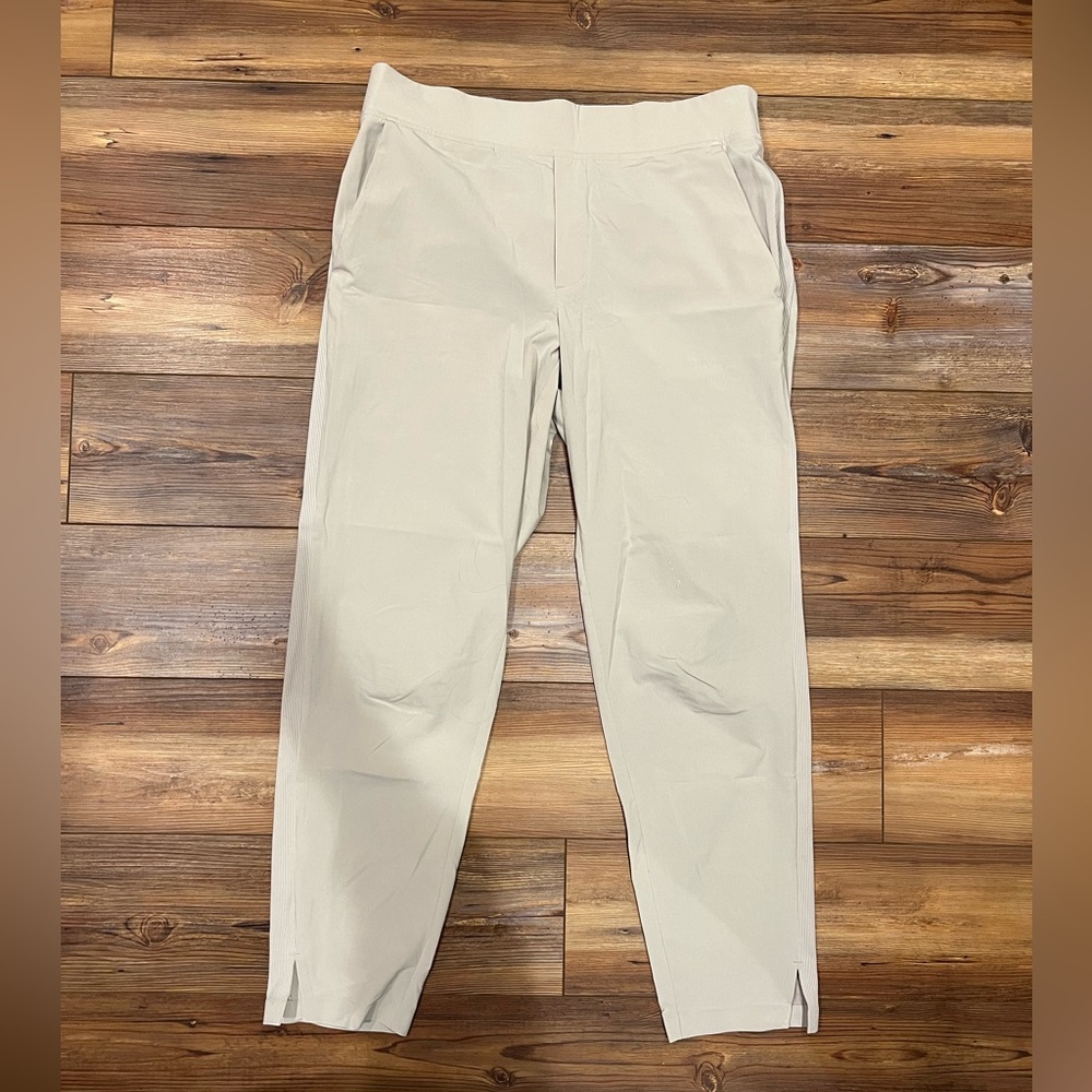 Athleta Brooklyn Ankle Pant size 6 khaki